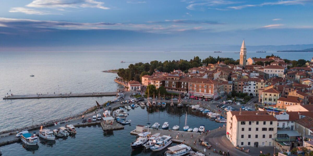 Izola Izola